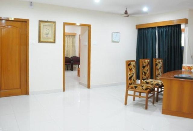 Lloyds Guest House, North Boag Road, T. Nagar Ченнаї Екстер'єр фото